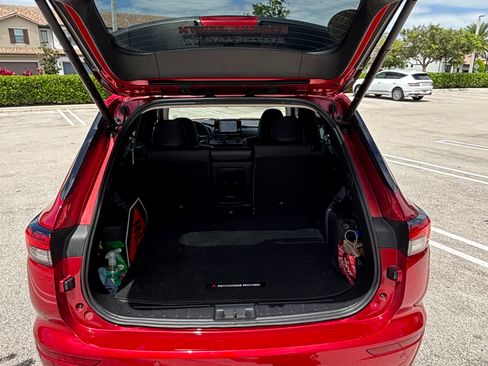 Used 2023 Mitsubishi Outlander SE AWD/4WD image 8