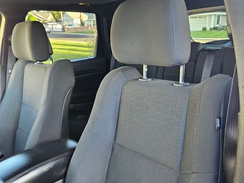 Used 2014 Jeep Grand Cherokee Laredo w/ Security & Convenience Group image 12