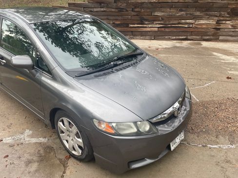 Used 2010 Honda Civic LX image 6