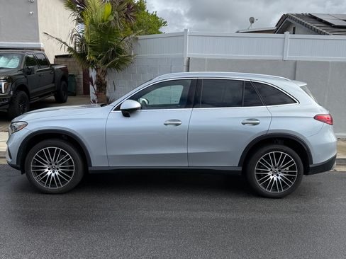 Used 2023 Mercedes-Benz GLC 300 image 6