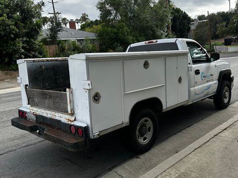 Used 2004 Chevrolet Silverado 2500 W/T RWD image 6
