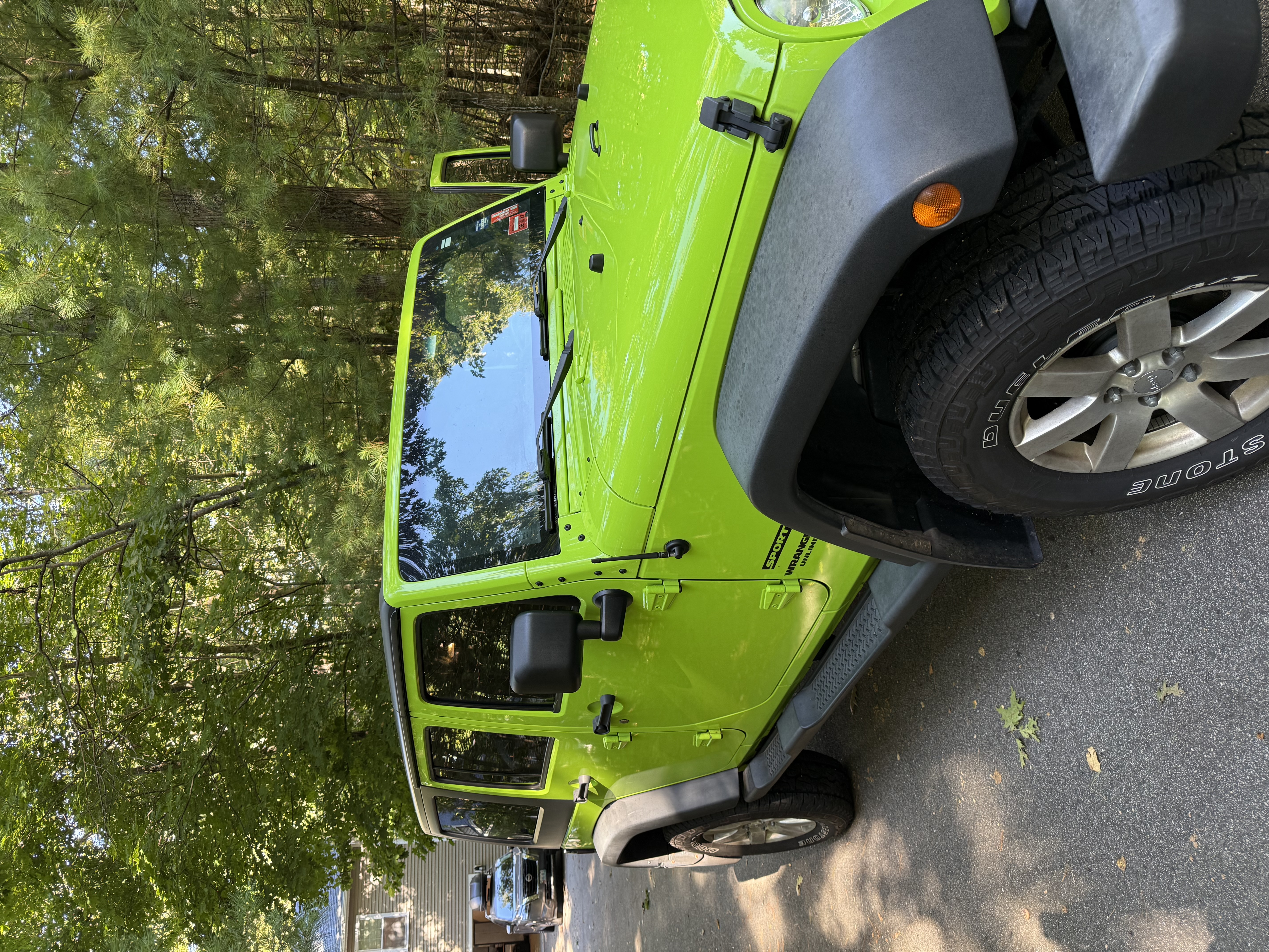 Used 2012 Jeep Wrangler Unlimited Sport w/ Connectivity Group AWD/4WD image 2