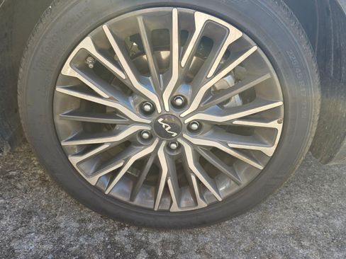 Used 2023 Kia Forte GT-Line w/ GT-Line Technology Package image 13