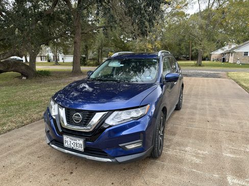 Used 2020 Nissan Rogue SL w/ Premium Package image 8