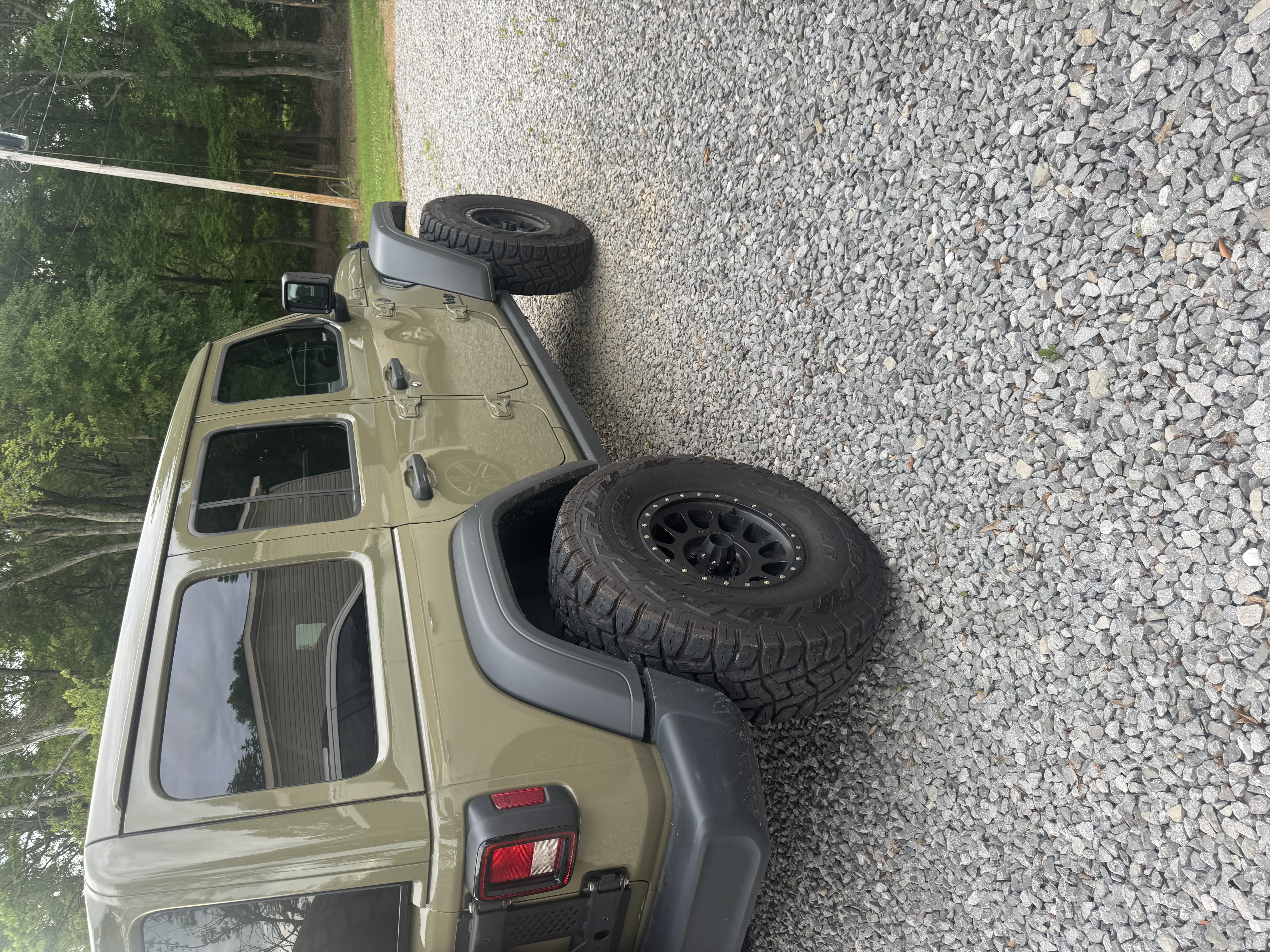 Used 2025 Jeep Wrangler Unlimited Sport AWD/4WD image 9