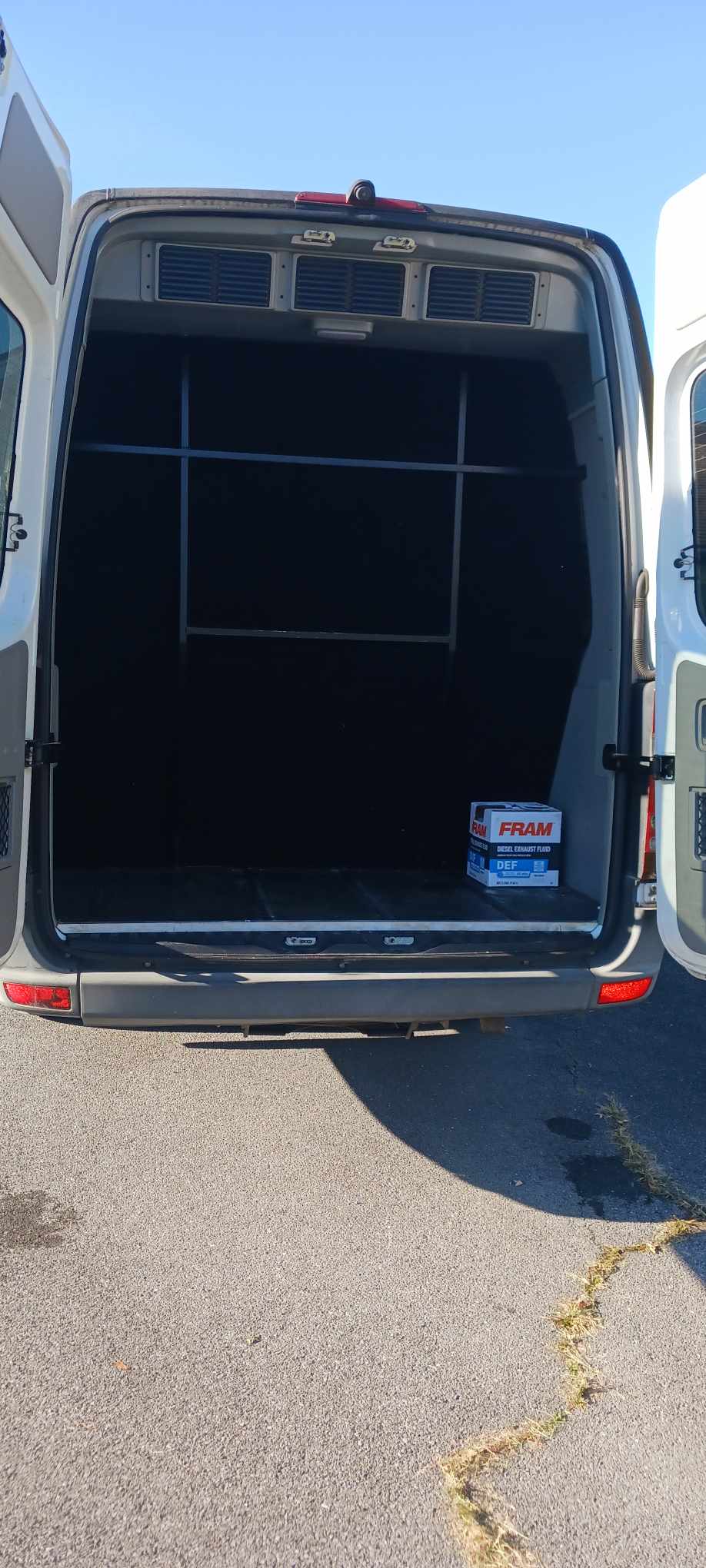 Used 2014 Mercedes-Benz Sprinter 3500 image 14