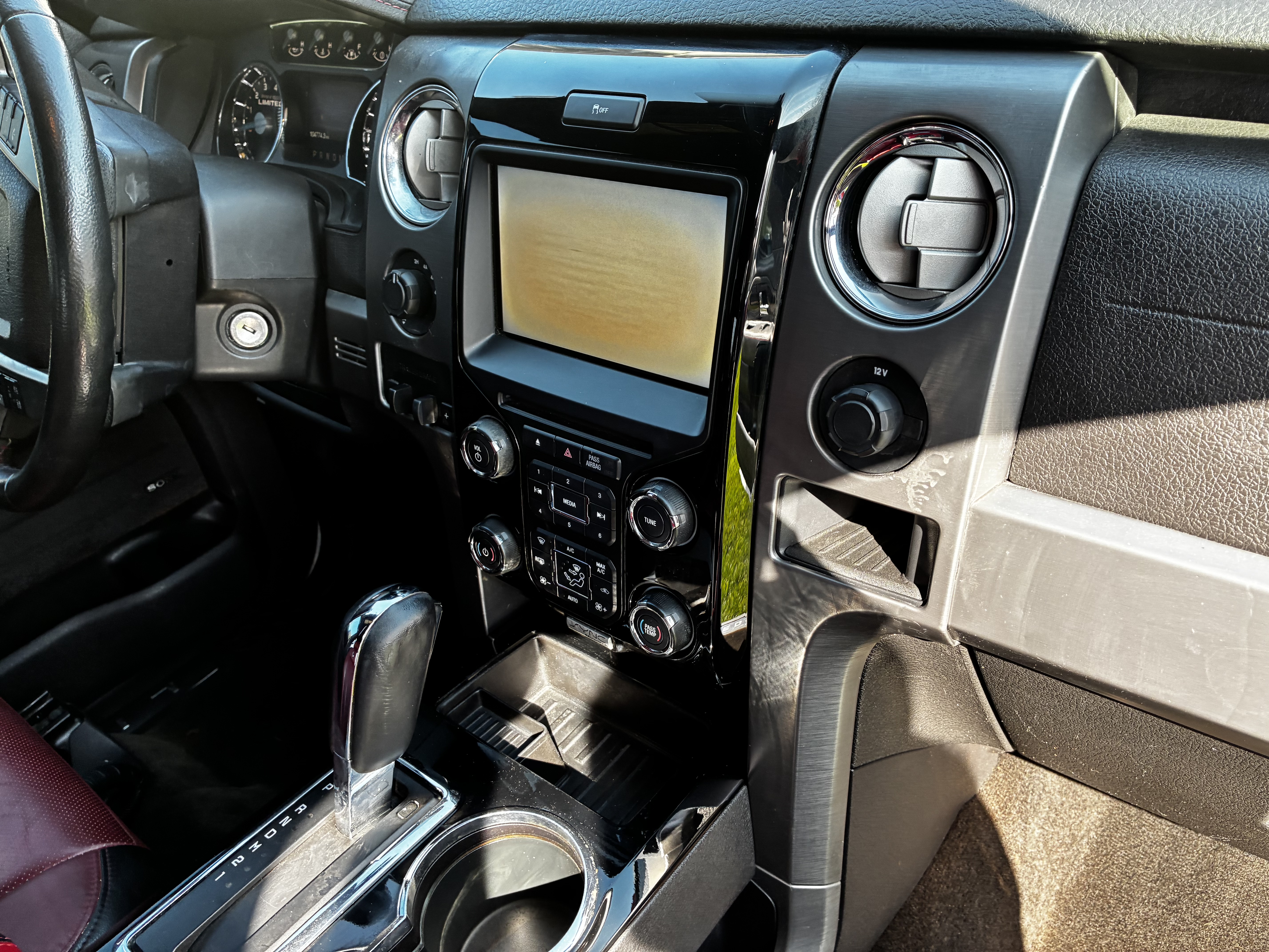 Used 2013 Ford F150 Limited AWD/4WD image 11