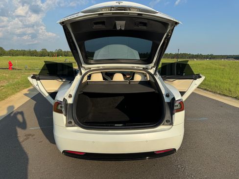 Used 2018 Tesla Model S 75D image 21