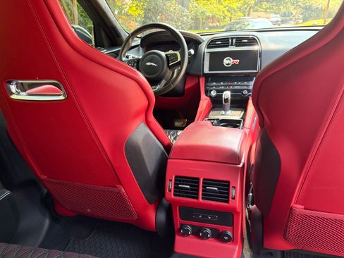 Used 2020 Jaguar F-PACE SVR AWD/4WD image 20