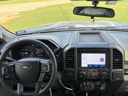 Used 2022 Ford F250 XL w/ STX Appearance Package image 9