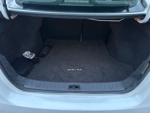 Used 2013 Nissan Sentra S image 8