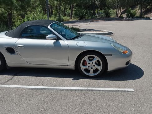Used 2001 Porsche Boxster S image 2