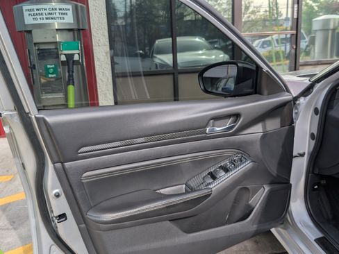 Used 2020 Nissan Altima 2.5 S image 8