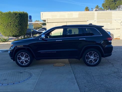 Used 2022 Jeep Grand Cherokee Limited w/ Tech Group image 6