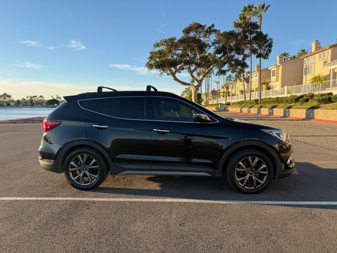 Used 2017 Hyundai Santa Fe Sport image 10