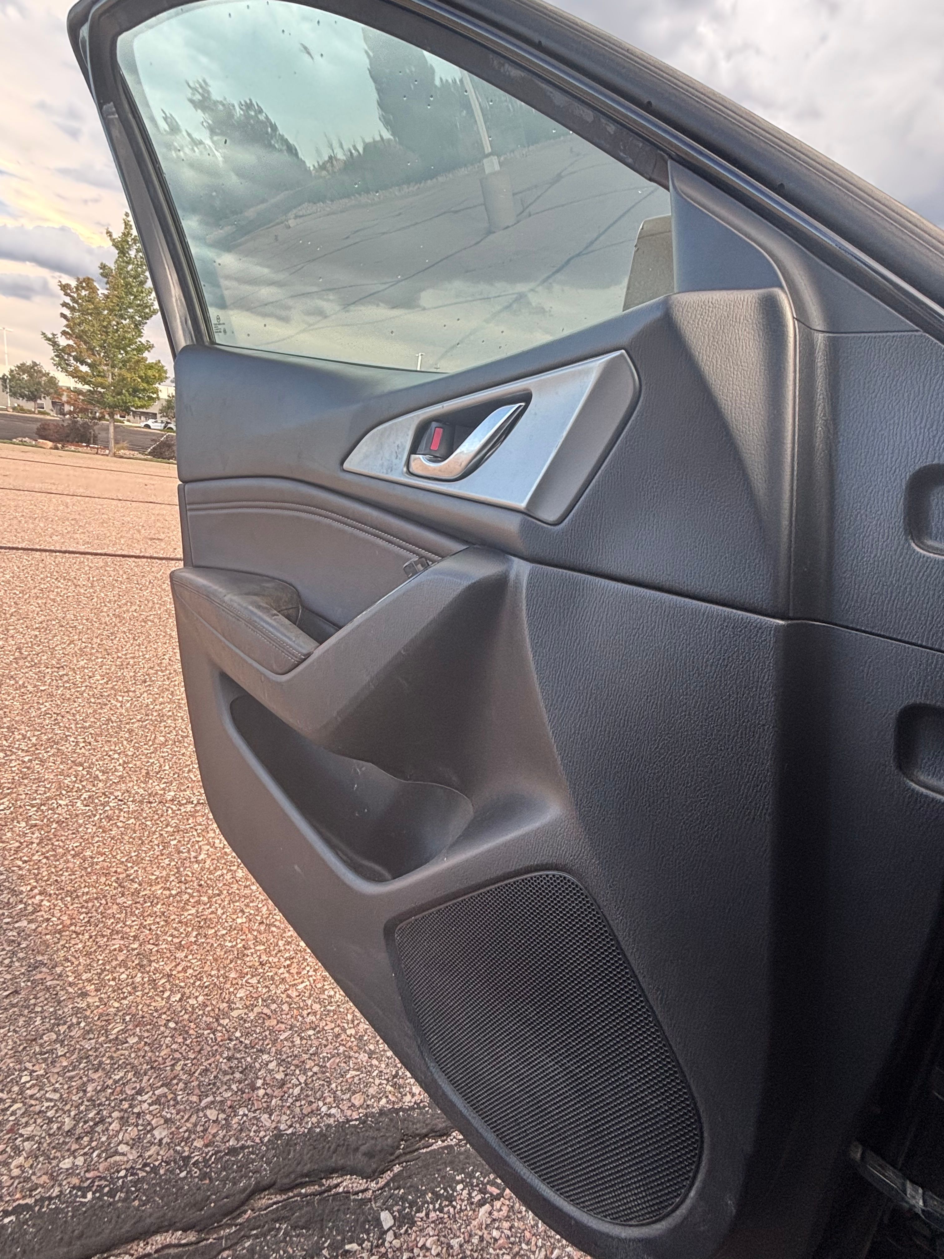 Used 2018 MAZDA MAZDA3 Touring FWD image 13