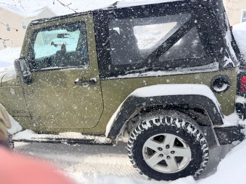 Used 2013 Jeep Wrangler Sport image 10