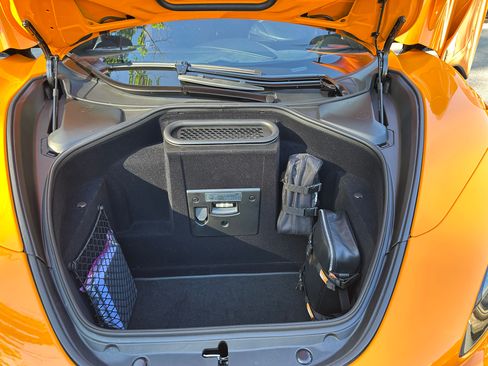 Used 2026 McLaren 750S Spider RWD image 19