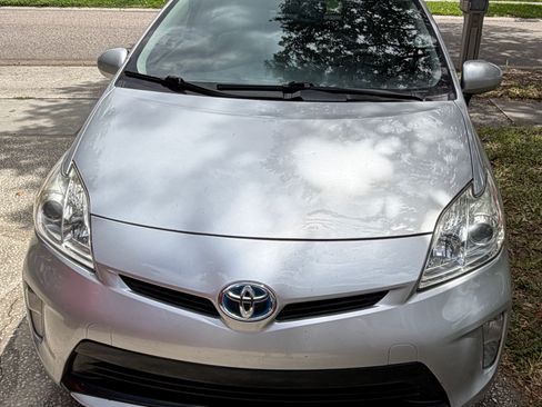 Used 2013 Toyota Prius Two FWD image 10