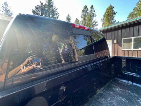 Used 2017 RAM 1500 Laramie image 23