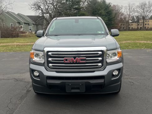 Used 2019 GMC Canyon SLE w/ SLE Convenience Package image 2