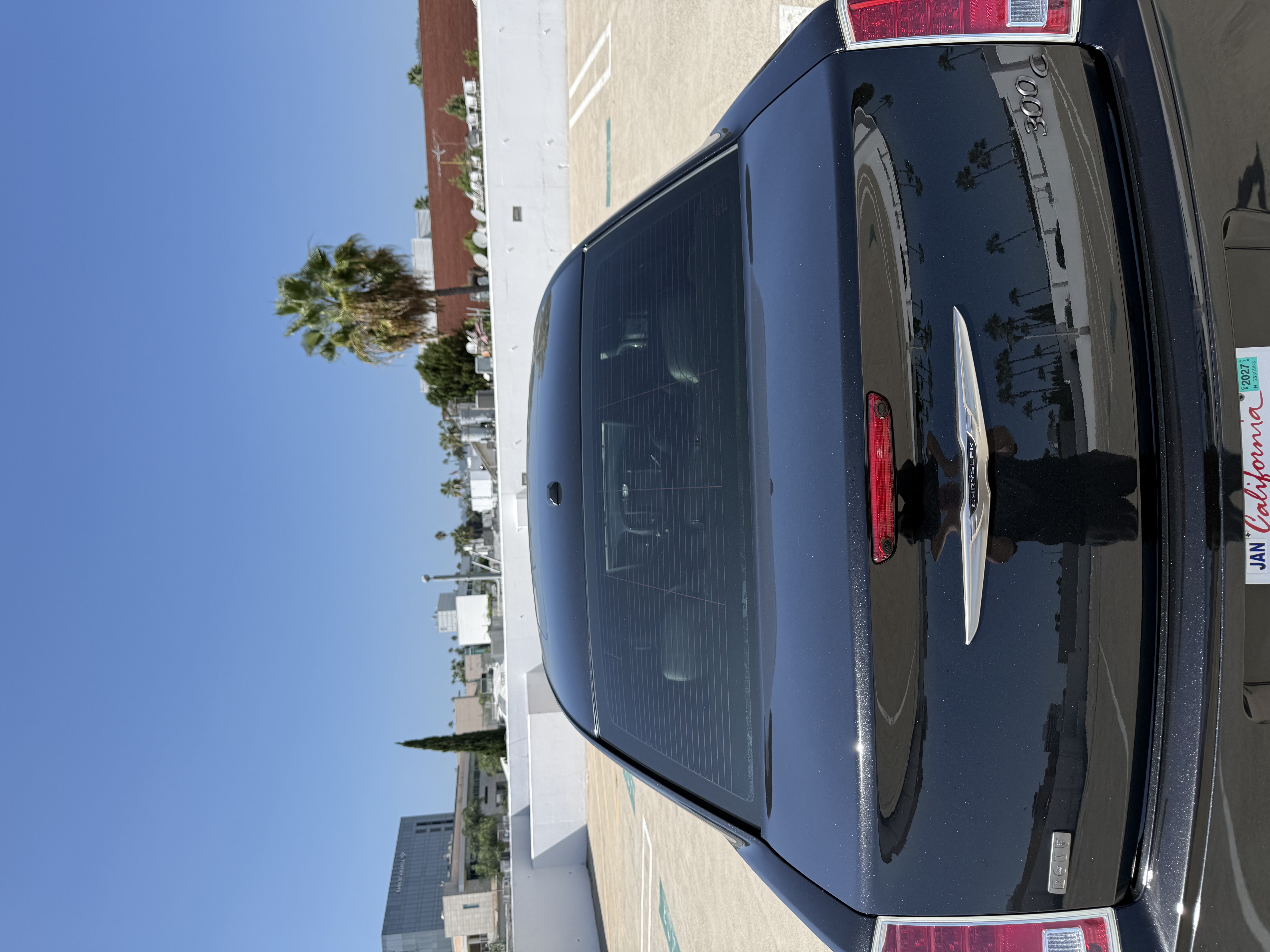 Used 2014 Chrysler 300 C RWD image 13