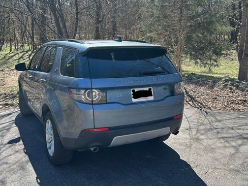 Used 2019 Land Rover Discovery Sport HSE image 19