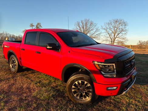 Used 2020 Nissan Titan PRO-4X w/ Pro-4x Utility Package image 1