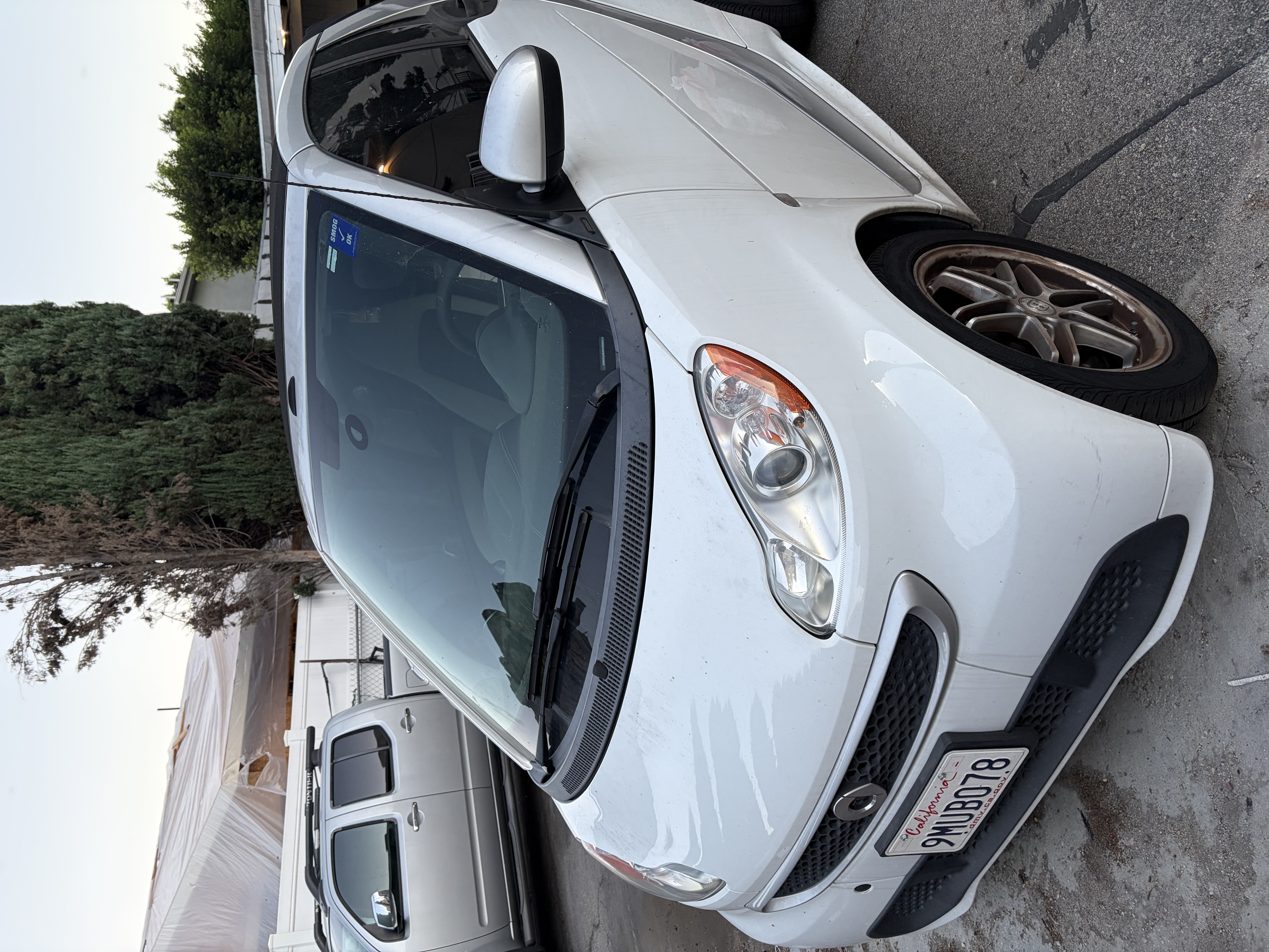 Used 2015 smart fortwo passion RWD image 1