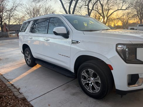 Used 2021 GMC Yukon SLE w/ Max Trailering Package image 21