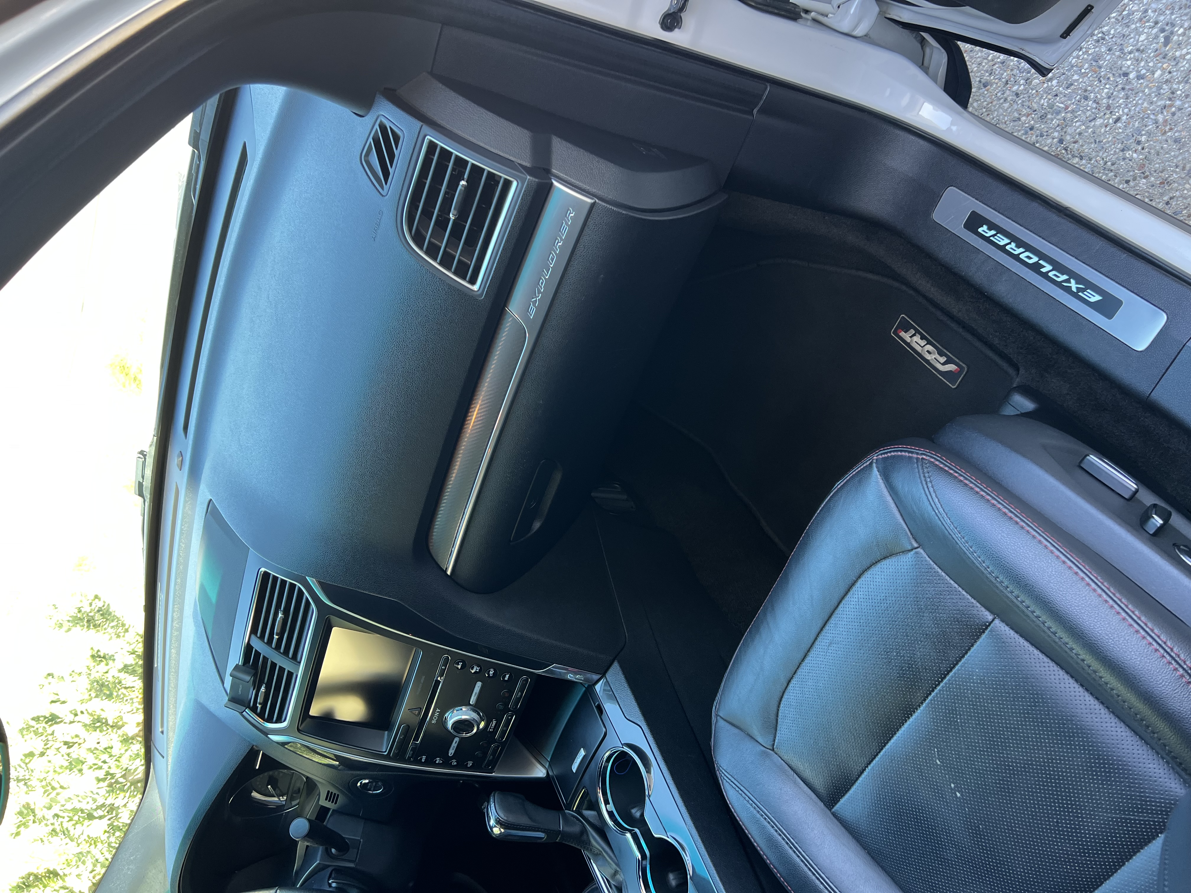 Used 2016 Ford Explorer Sport w/ Equipment Group 401A AWD/4WD image 19