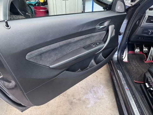 Used 2018 BMW M2 w/ Executive Package RWD image 10