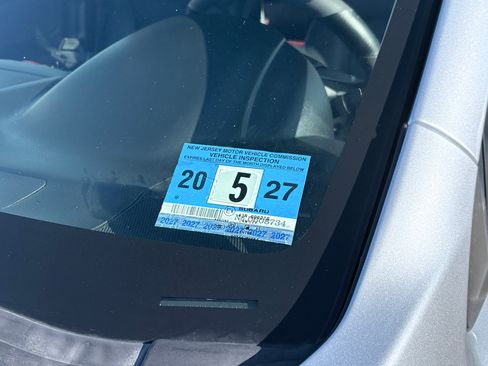 Used 2015 Subaru Crosstrek 2.0i Limited w/ Popular Package #1 image 2