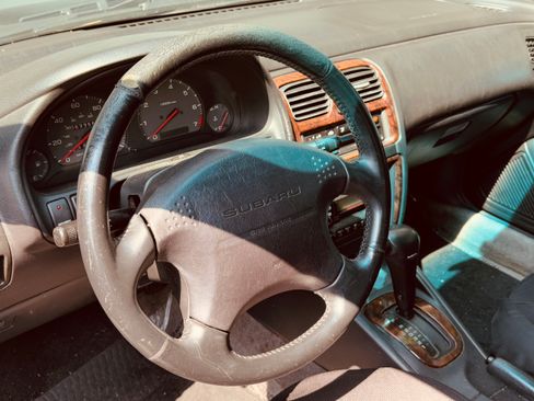 Used 1999 Subaru Legacy Wagon image 10