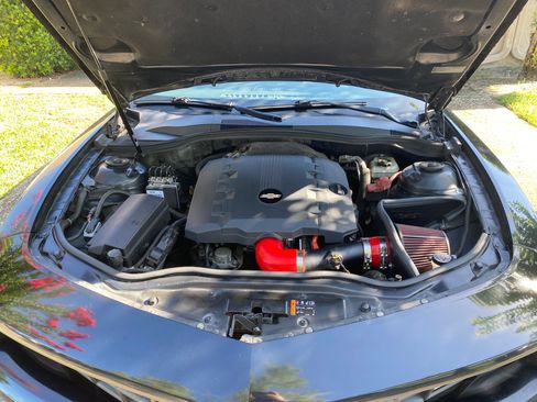 Used 2011 Chevrolet Camaro LS RWD image 12