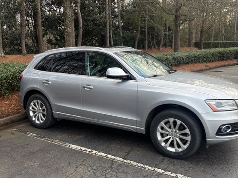 Used 2016 Audi Q5 2.0T Premium w/ Audi MMI Navigation Plus image 4