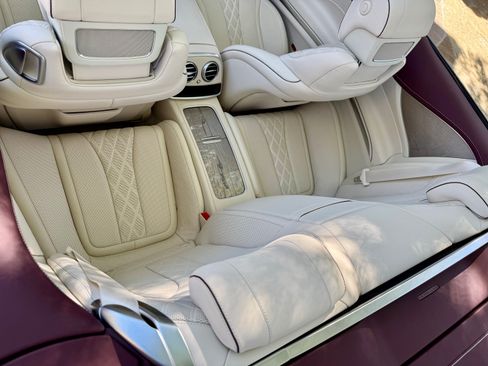 Used 2019 Mercedes-Benz S 560 Cabriolet image 11