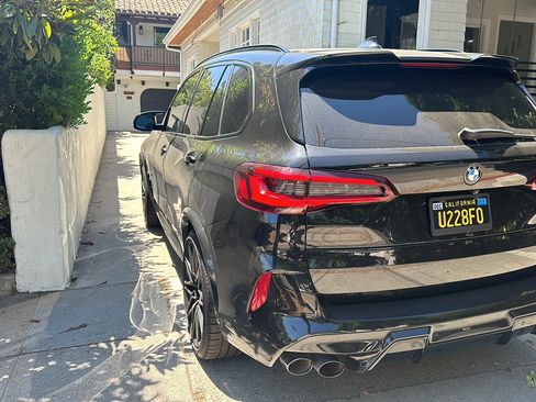 Used 2021 BMW X5 M w/ Competition Package image 4