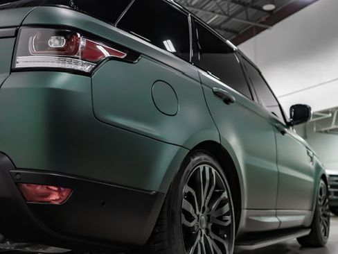 Used 2016 Land Rover Range Rover Sport Supercharged AWD/4WD image 9