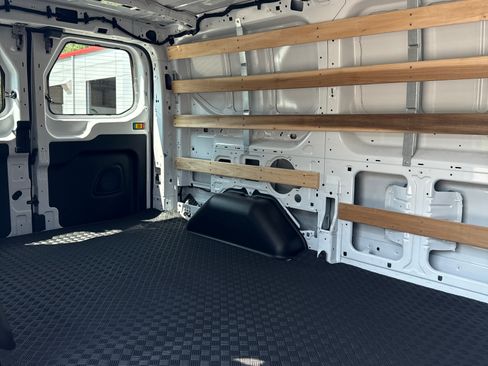 Used 2025 Ford Transit 250 Low Roof w/ Exterior Upgrade Package RWD image 13
