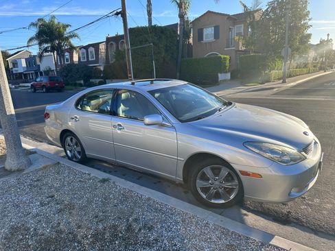 Used 2005 Lexus ES 330 330 Sedan 4D image 9
