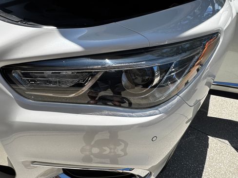 Used 2017 INFINITI QX60 FWD w/ Premium Plus Package image 10