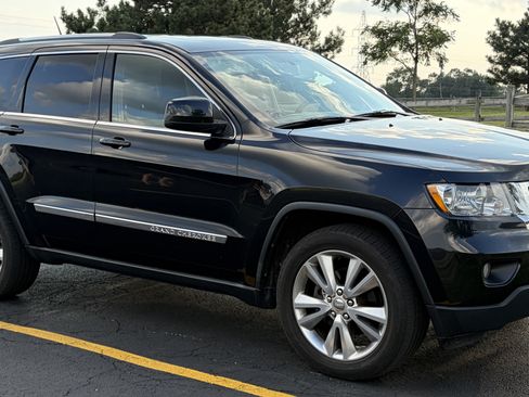 Used 2013 Jeep Grand Cherokee Laredo AWD/4WD image 10