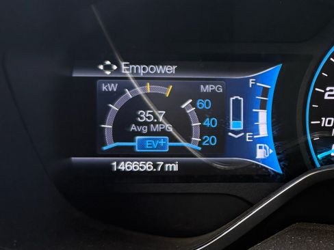 Used 2016 Ford C-MAX Energi SEL w/ Equipment Group 301A image 13