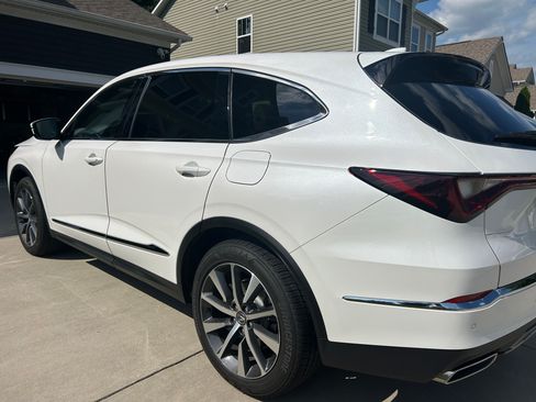 Used 2026 Acura MDX SH-AWD w/ Technology Package image 5