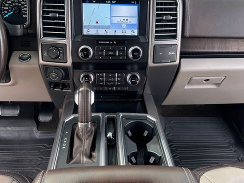 Used 2019 Ford F150 Limited w/ Trailer Tow Package image 16