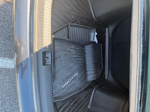 Used 2023 Honda Accord EX image 14