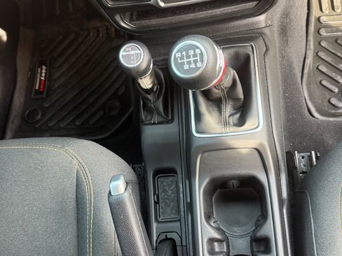 Used 2024 Jeep Wrangler Sport image 9