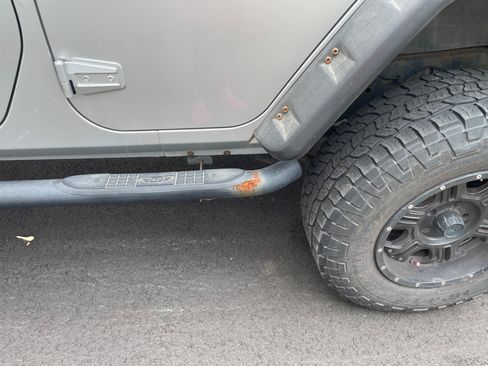 Used 2012 Jeep Wrangler Unlimited Sport AWD/4WD image 17