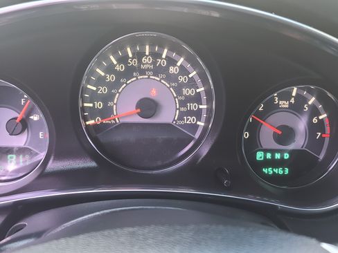 Used 2013 Chrysler 200 Limited image 6